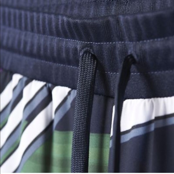 NWT Adidas Originals Az3239 Women Floral Burst Crepe Cuffed Pants Tights Size S - Picture 6 of 11